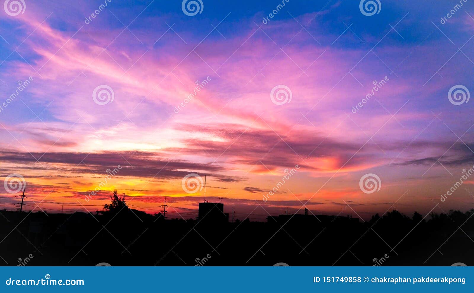 eveningÃ¢â¬â¹ atmosphereÃ¢â¬â¹ ofÃ¢â¬â¹ sunset